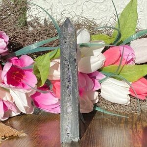 Black Sphalerite and Purple Fluorite Obelisk